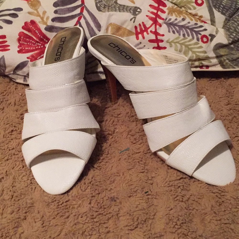 High heeled slip on sandal.